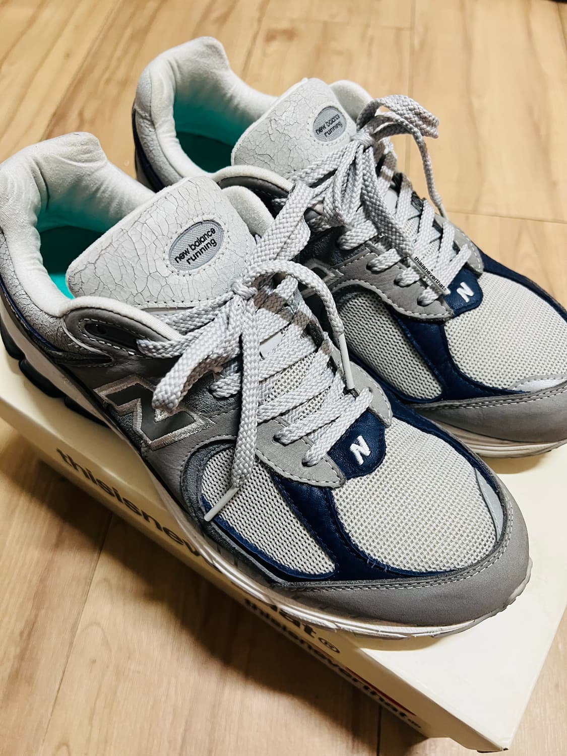 뉴발란스 X 디네뎃 2002R 2022 다운타운런 / 275 상품이미지6