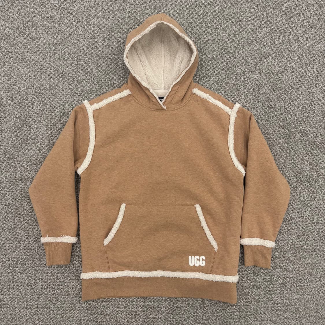 어그 후드티 상품이미지2