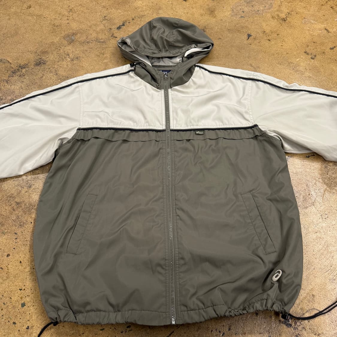 아식스 카키 점퍼 자켓 105 상품이미지3