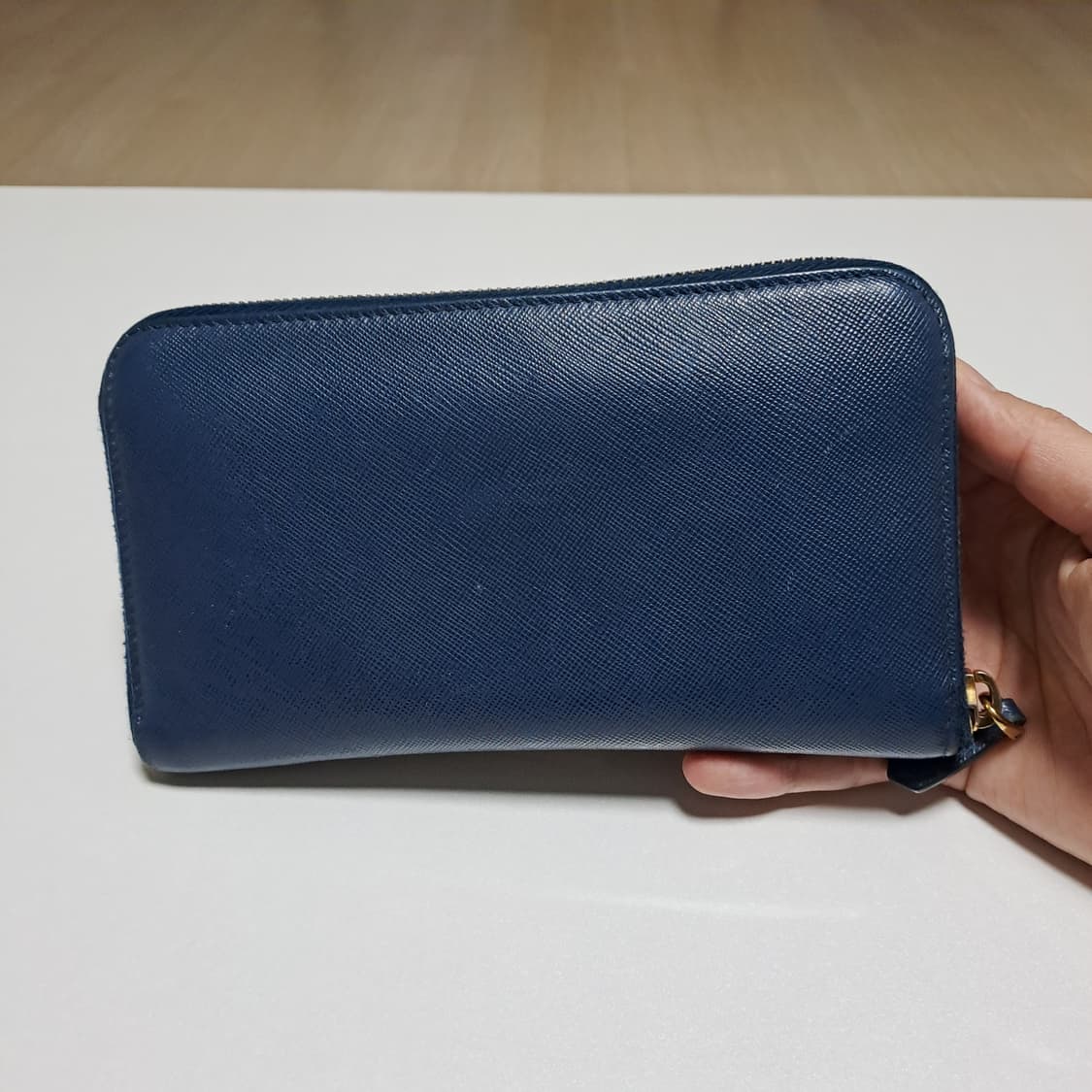 [100%/정품] 프라다 사피아노 지퍼 장지갑 네이비, 프라다지갑 상품이미지3