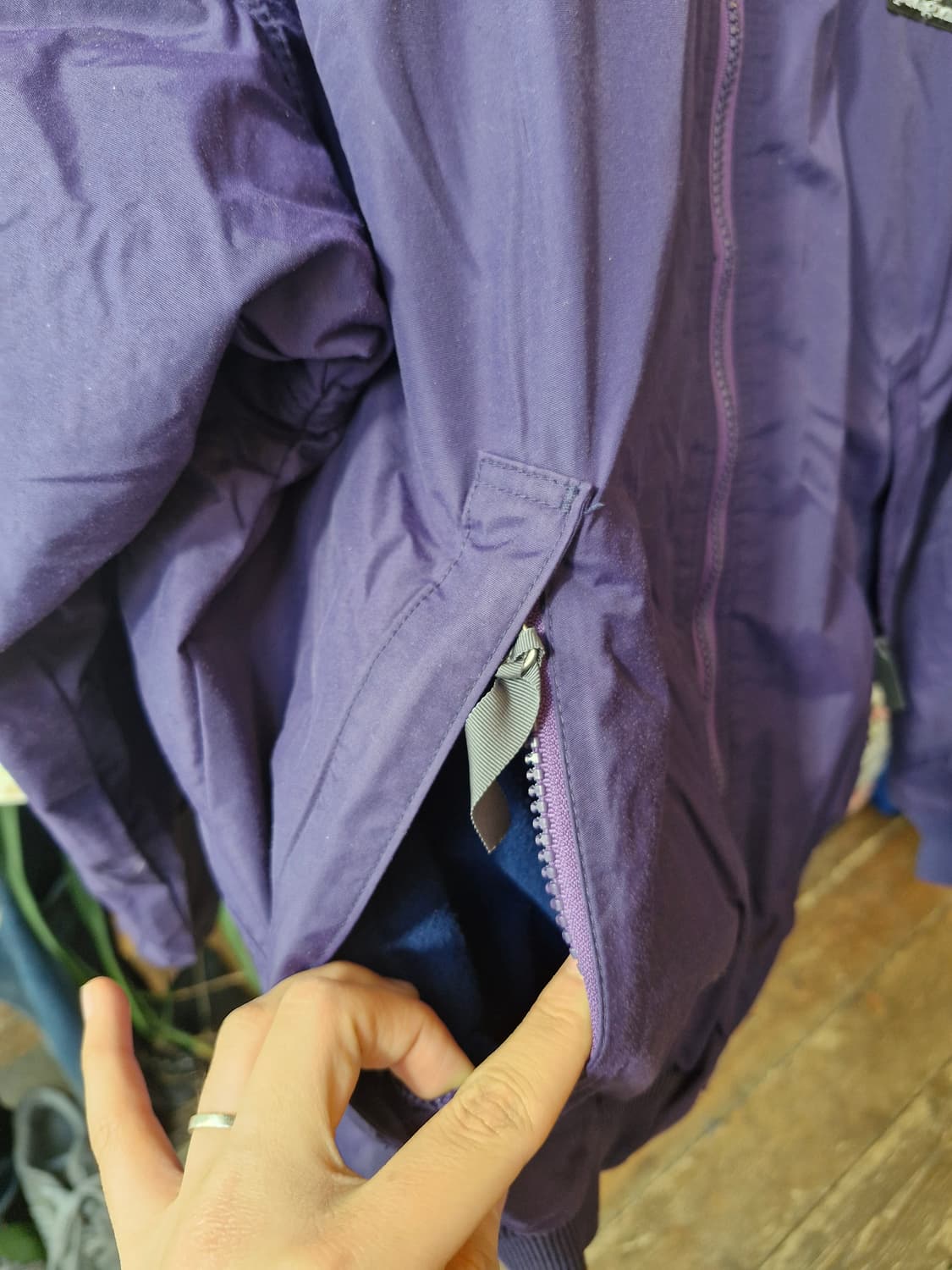 Z-486 파타고니아 쉘드 신칠라 봄버 웜업 자켓  상품이미지3