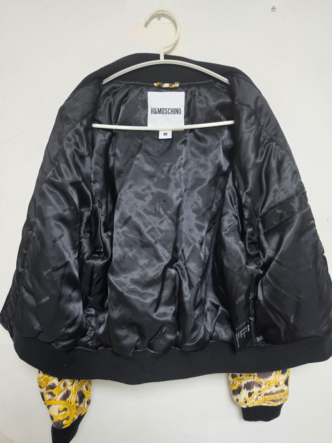 
H&M MOSCHINO 콜라보 레오파드 자켓 M 상품이미지4