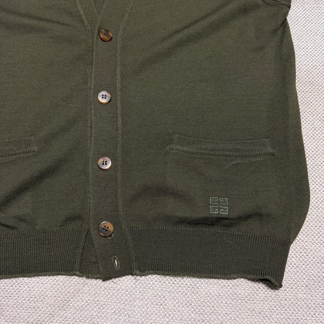 지방시 니트 가디건 조끼 상품이미지3