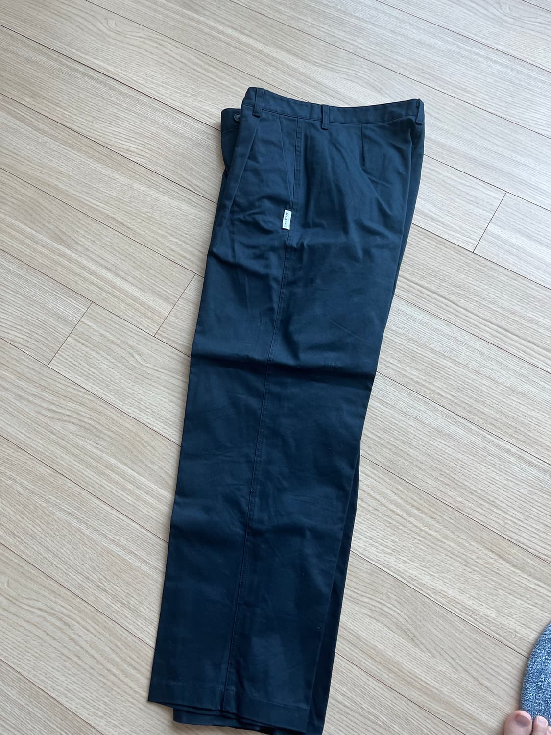 에이카화이트 치노팬츠 네이비 L 사이즈 상품이미지1