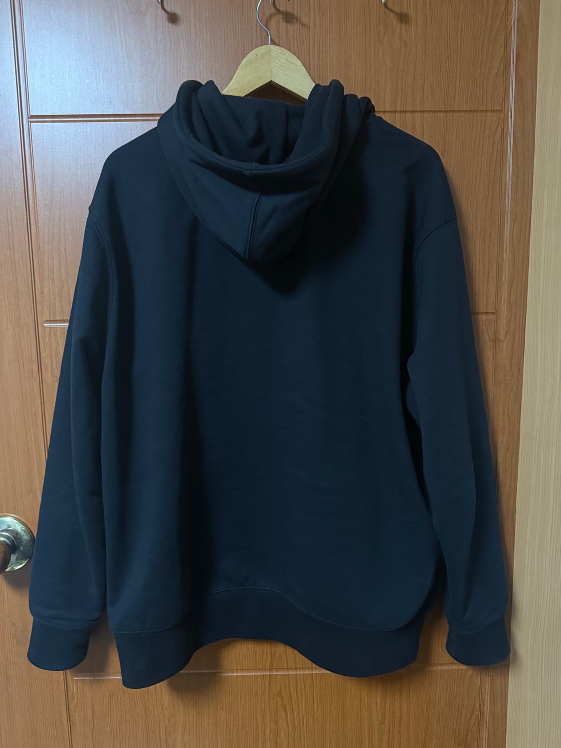 팔라스 블랙 래터링 후드 상품이미지3