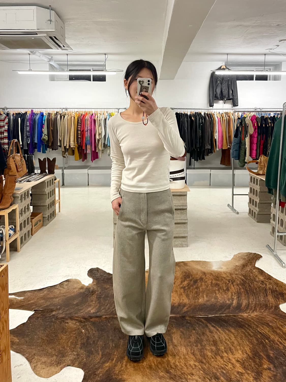 UNIQLO U curved sweat pants 유메르 커브드 스웻팬츠 상품이미지9