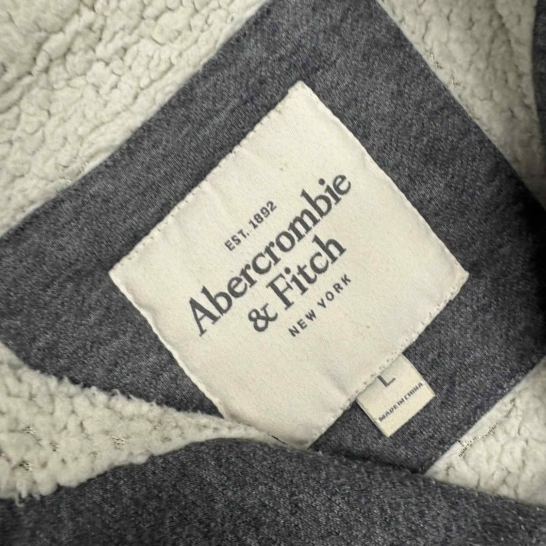 아베크롬비 y2k 울프죠 그레이 양털 후드집업 희귀져지(L) 상품이미지4