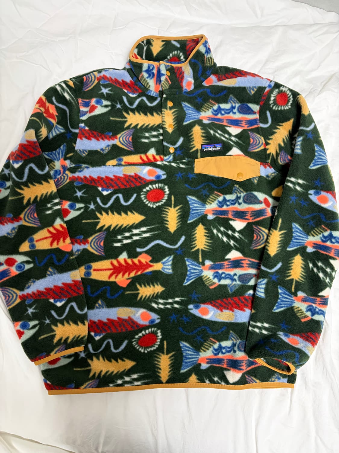 파타고니아 신칠라 라이트웨이트 살몬 M 새상품 판매합니다 상품이미지1