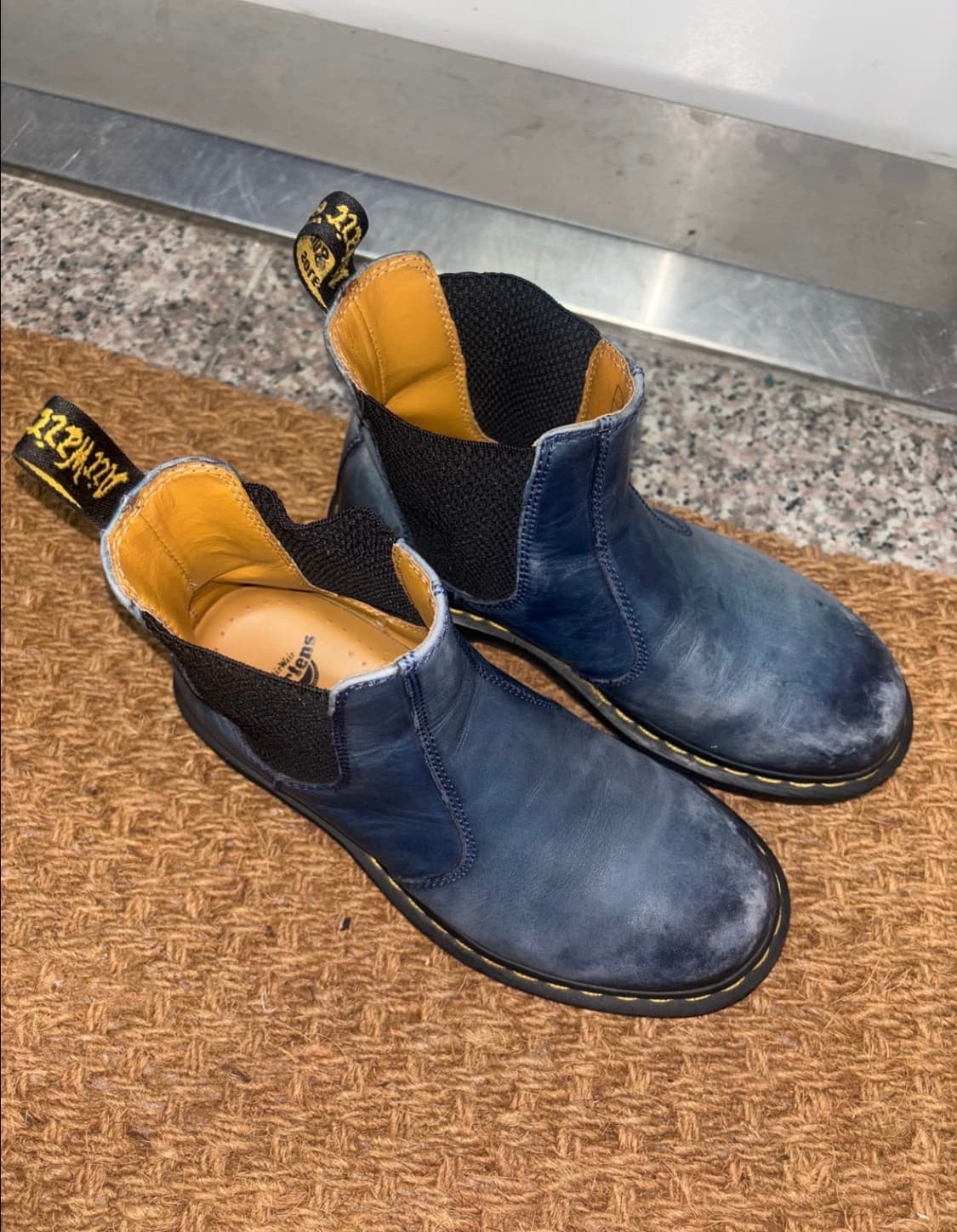 닥터마틴 빈티지 워싱 첼시부츠  상품이미지3