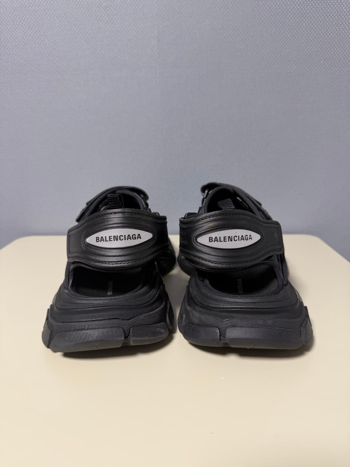 발렌시아가 트랙 샌들 블랙 [42] 상품이미지3