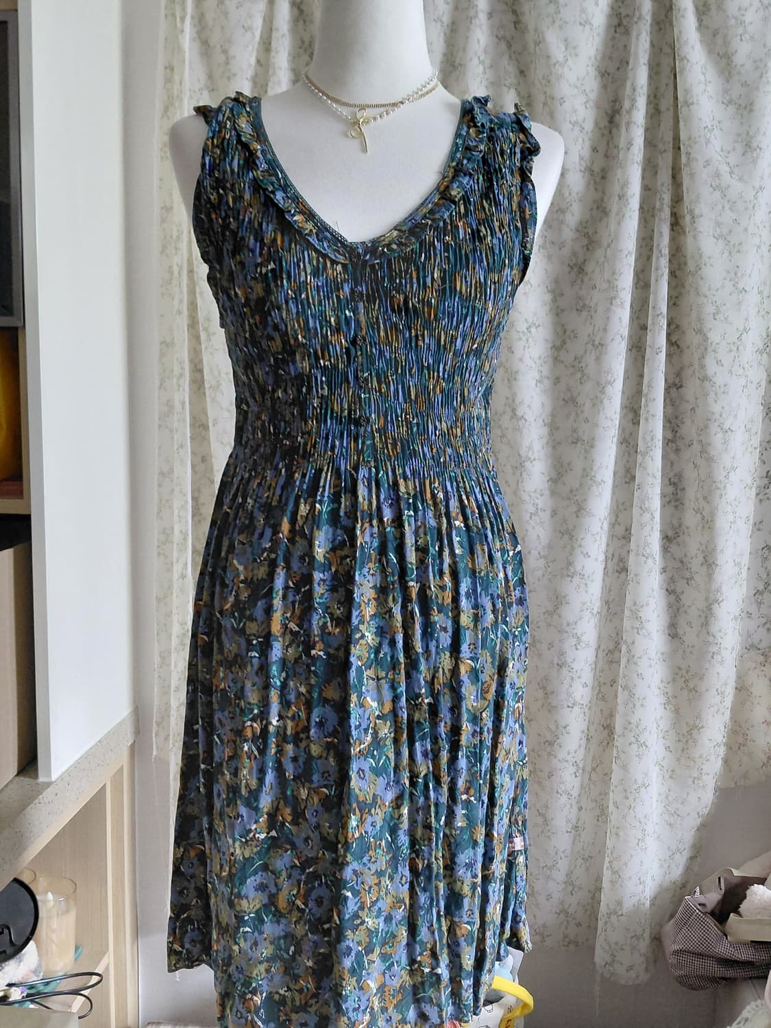 [빈티지] 써스데이아일랜드 플라워 패턴 원피스 셔링 민소매 상품이미지1