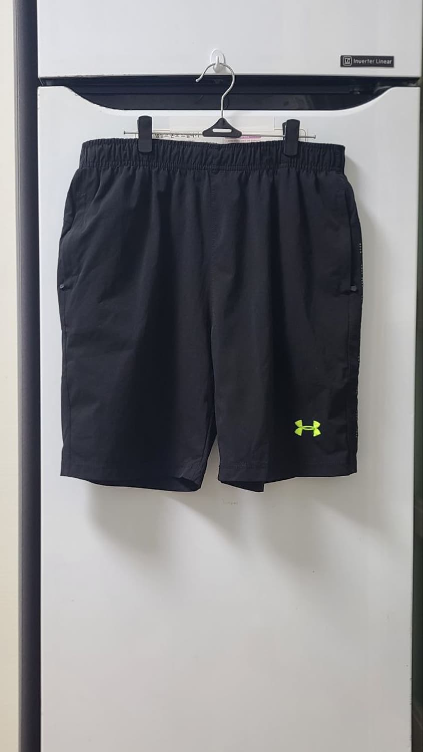 언더아머 반바지 LG 검정색 상품이미지1