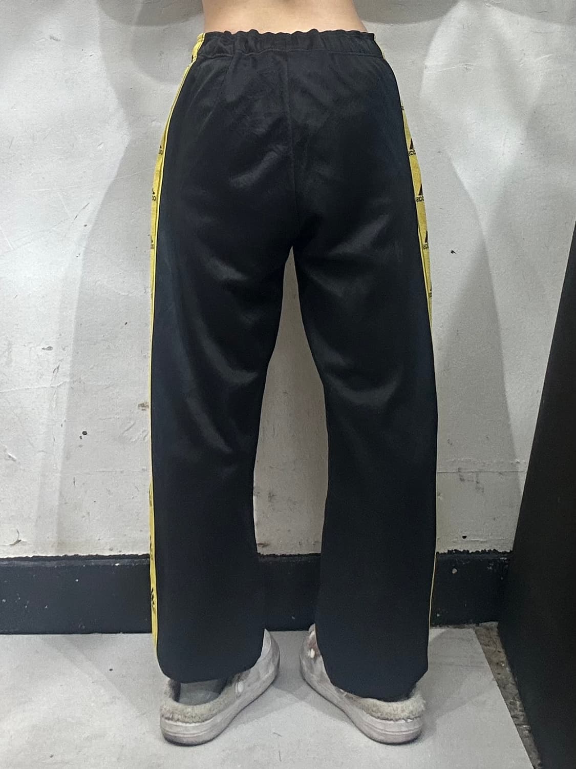 아디다스 블랙 옐로우 사이드 라인 추리닝 바지 트레이닝 팬츠 L 상품이미지3