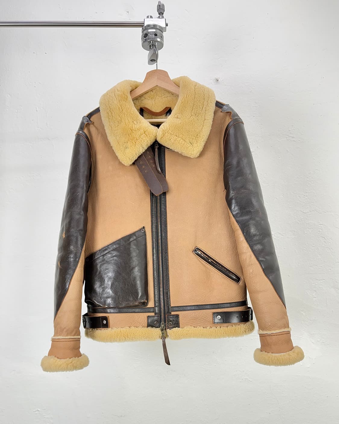 디아프바인 D-276 type b-3 브라운 무스탕 자켓 상품이미지1