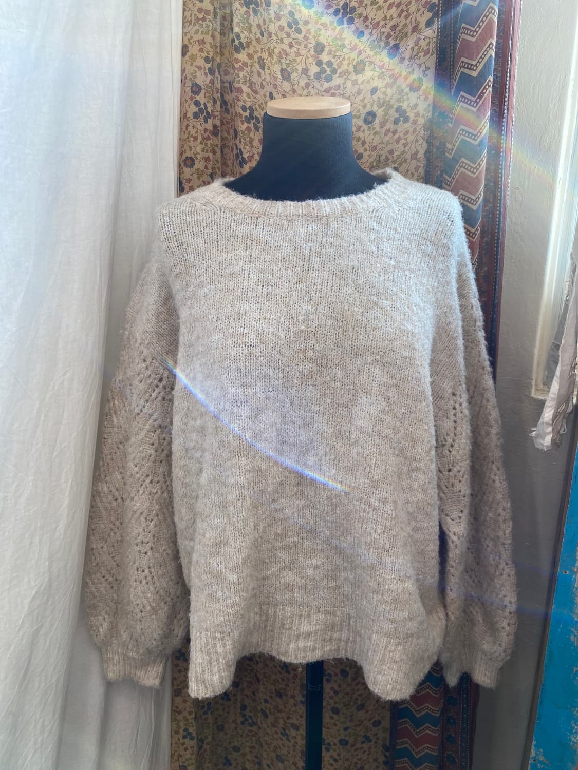 라이트베이지 울혼방 니트(L) 상품이미지1