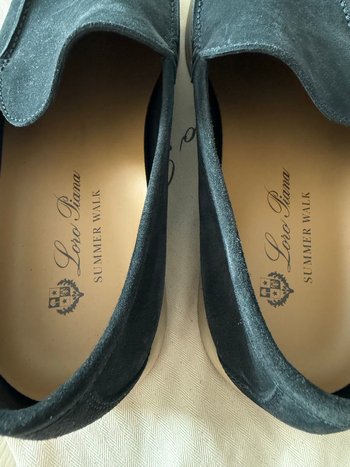 로로피아나 썸머워크 딥블루 41사이즈 상품이미지4