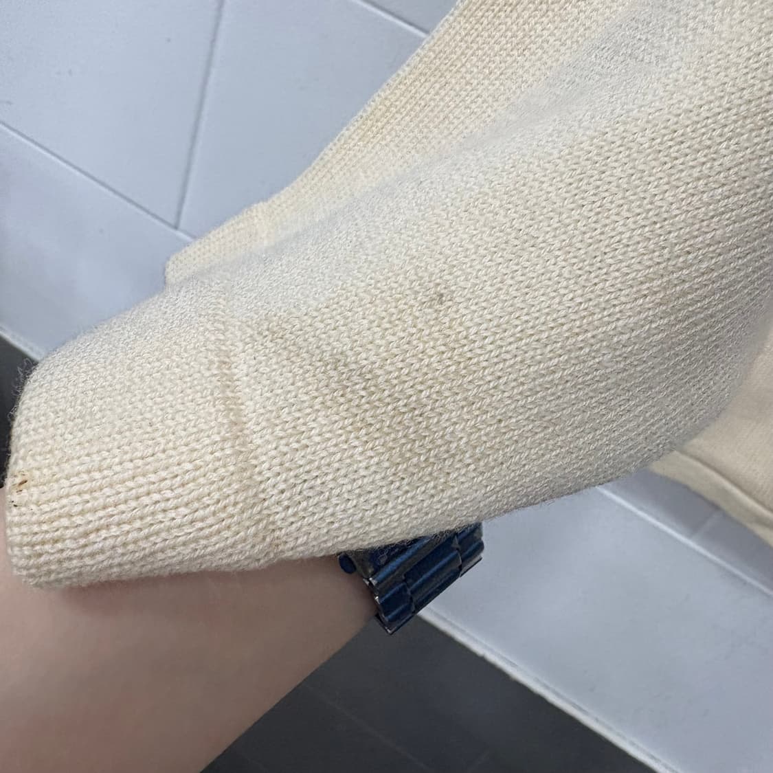 버버리 금장 라운드넥 니트 가디건 상품이미지6