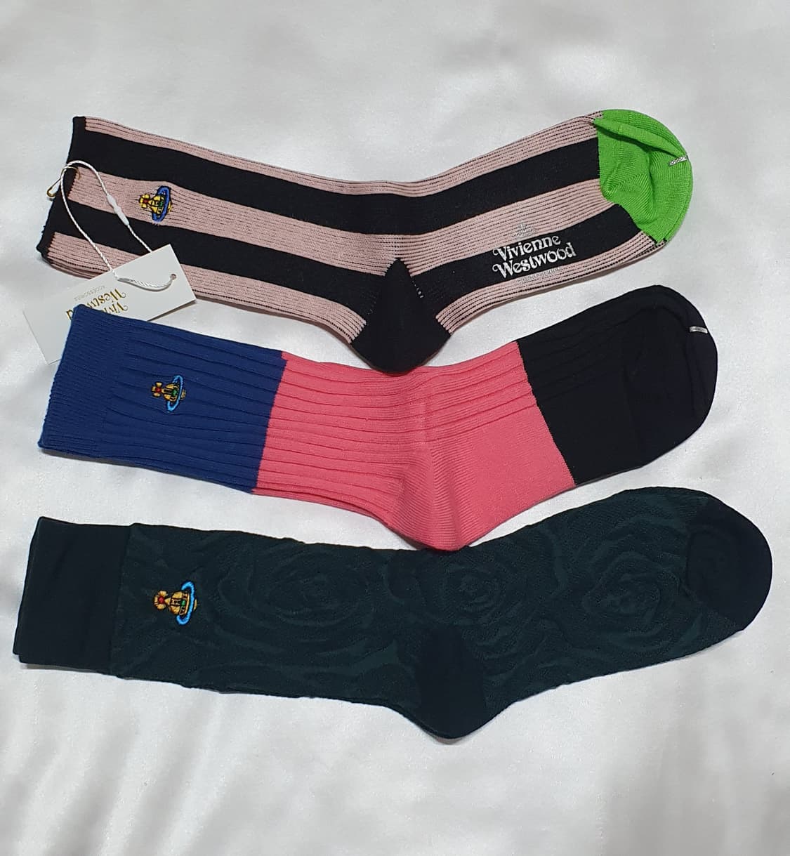 블루 연핑크 다크그린 블랙 레이스 스트라이프 비비안웨스트우드 양말 상품이미지3