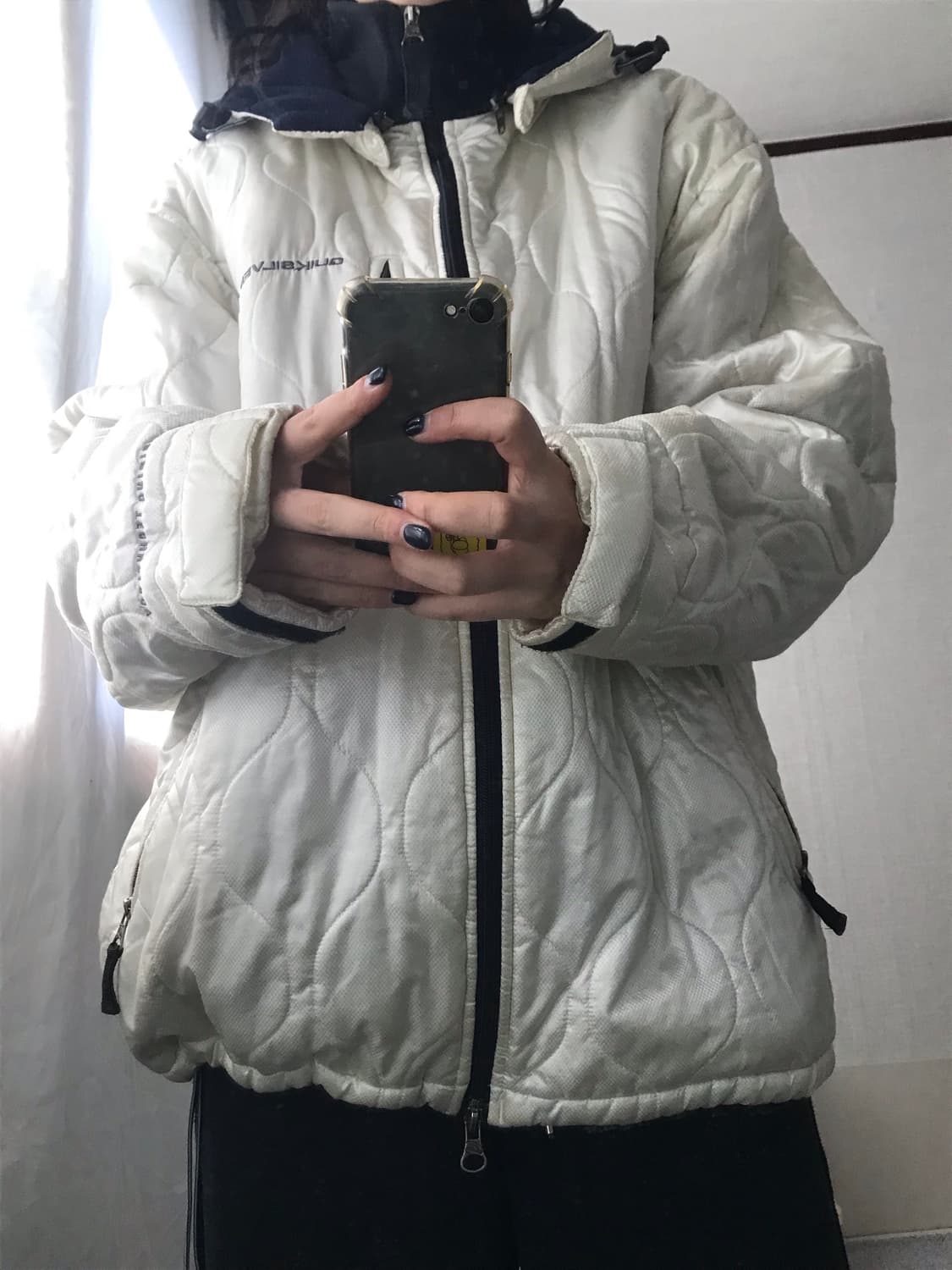 퀵실버 00s 아이보리 누빔 후드 패딩 상품이미지4