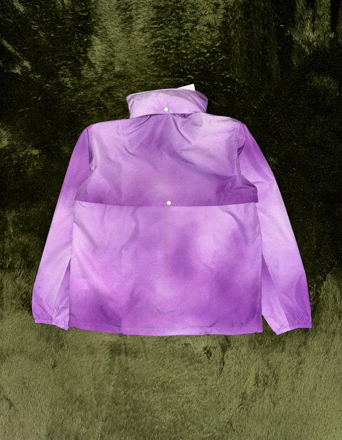 [M] 더뮤지엄비지터 스프레이 프린트 윈드브레이커 퍼플 상품이미지7