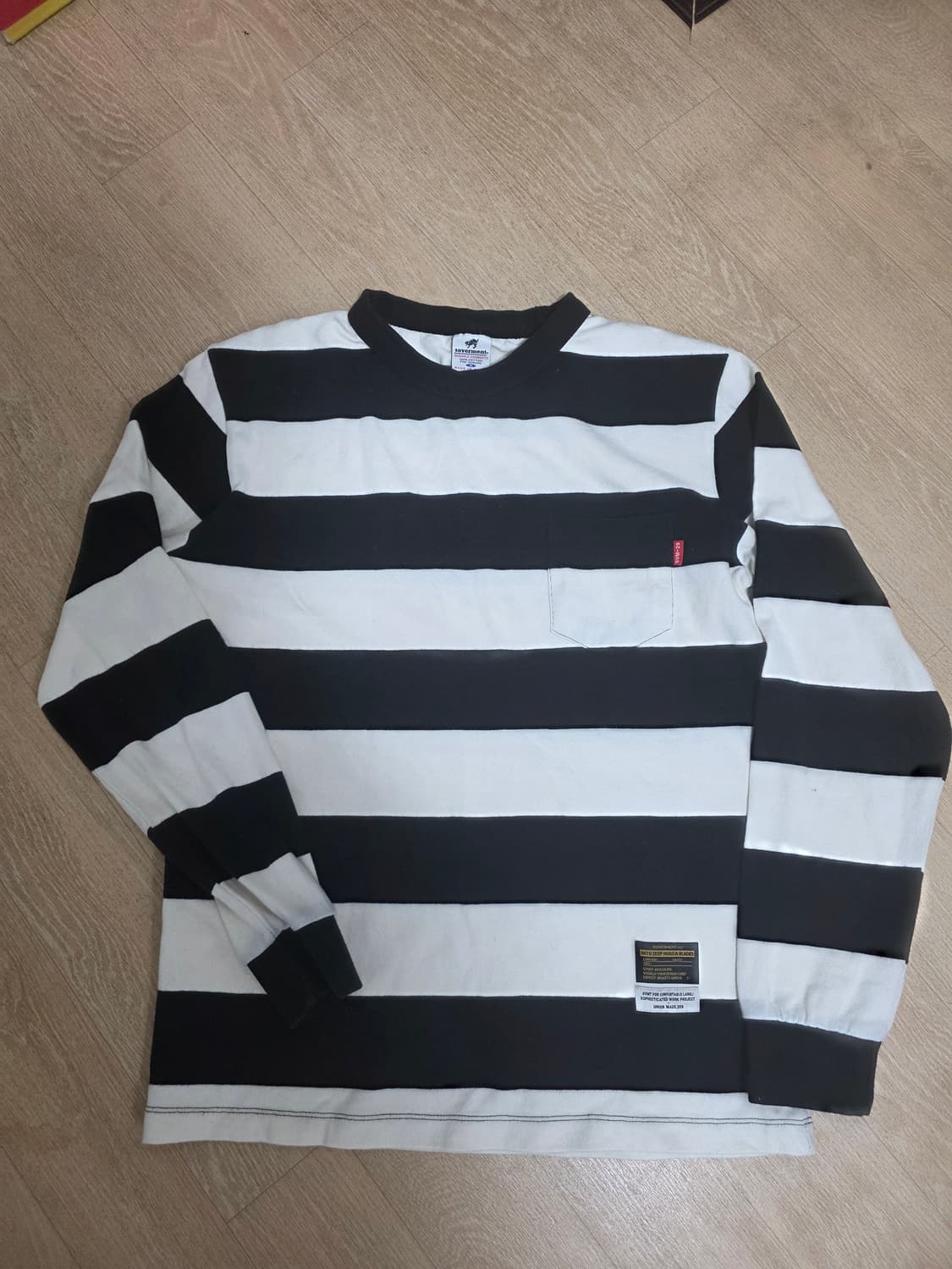 소버먼트 보더티 스트라이프 긴팔티 M 상품이미지1