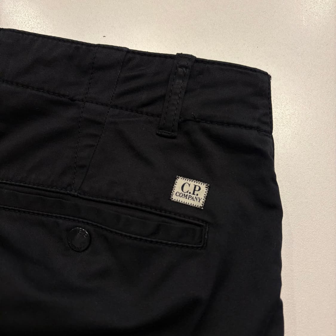 [46] 23s 씨피컴퍼니 수입택 렌즈 와펜 블랙 카고 팬츠 C511 상품이미지4