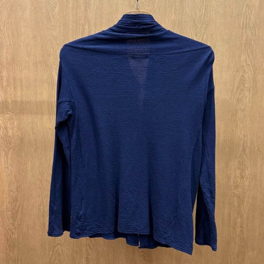 이세이미야케 Plantation 숄칼라 버튼 러프 디테일 가디건 상품이미지2