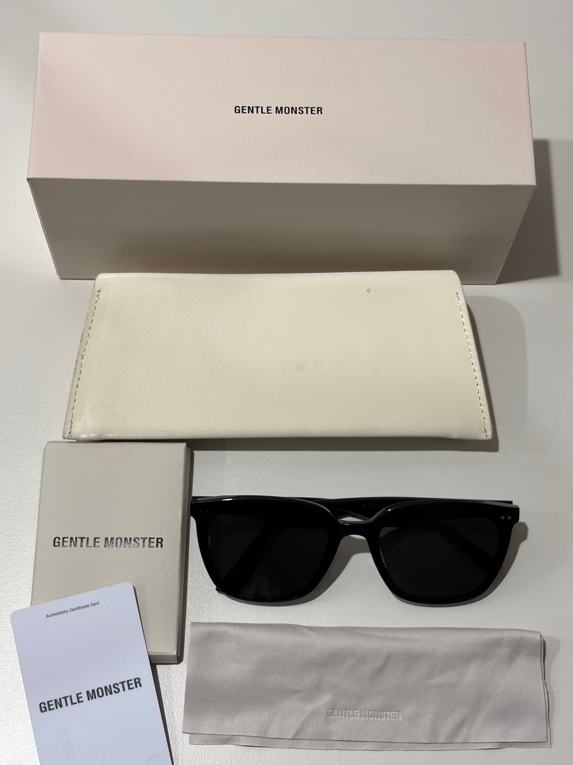 젠틀몬스터 하이저 01 선글라스 상품이미지3