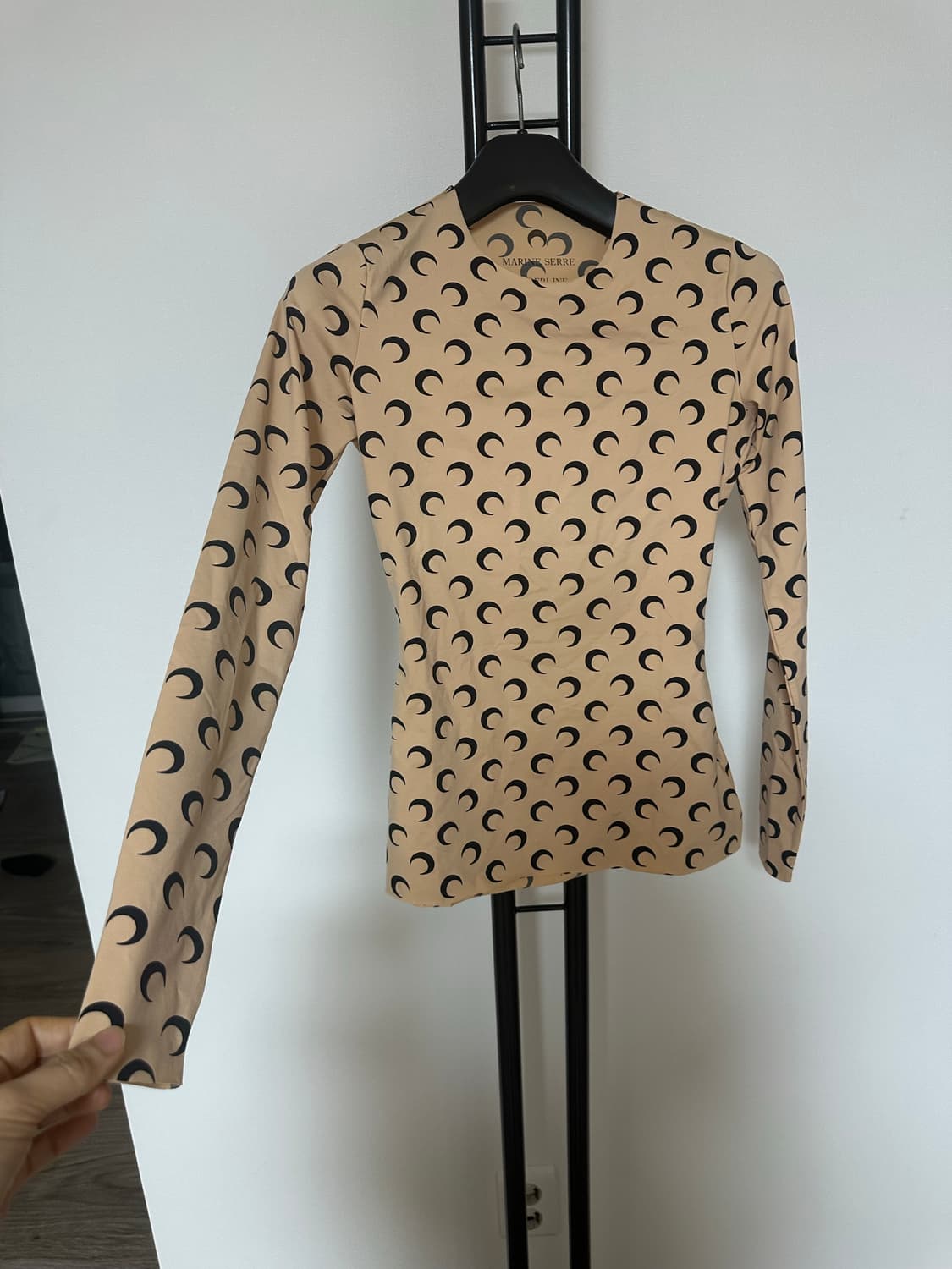 마린세르 문 로고 세컨드 스킨 탑 베이지-S사이즈 상품이미지3