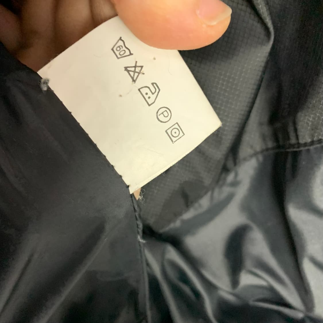 노스페이스 블랙/네이비 빈티지 투톤 눕시 패딩 남성 M 남녀공용 상품이미지7