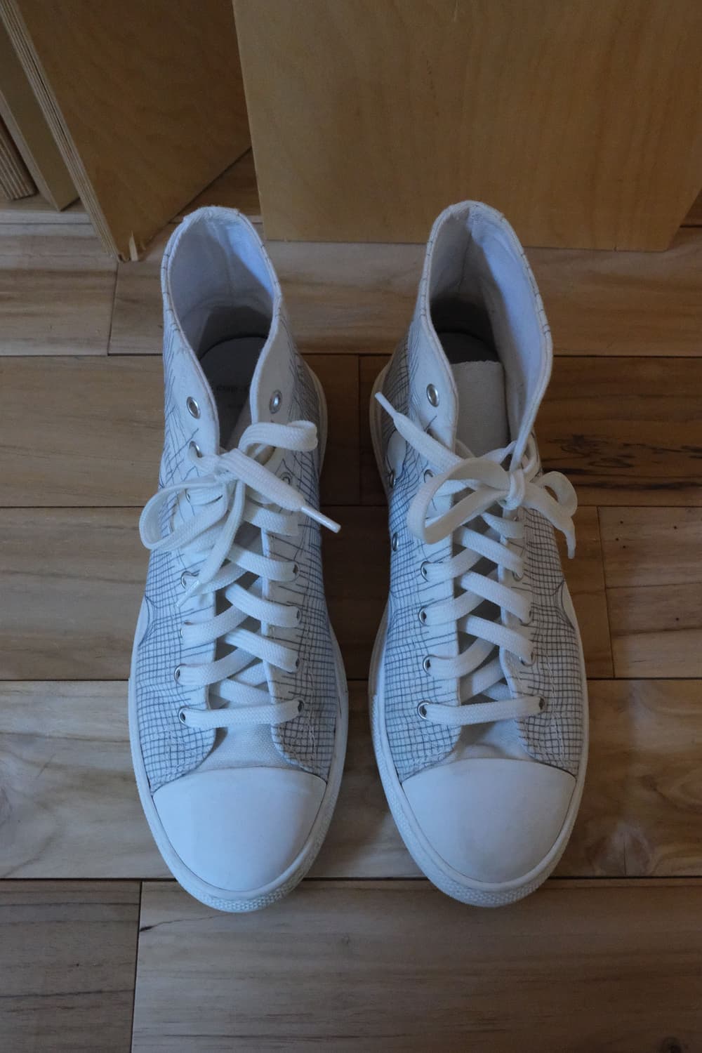 Graphic Circle Patched High-Top Sneakers 상품이미지4