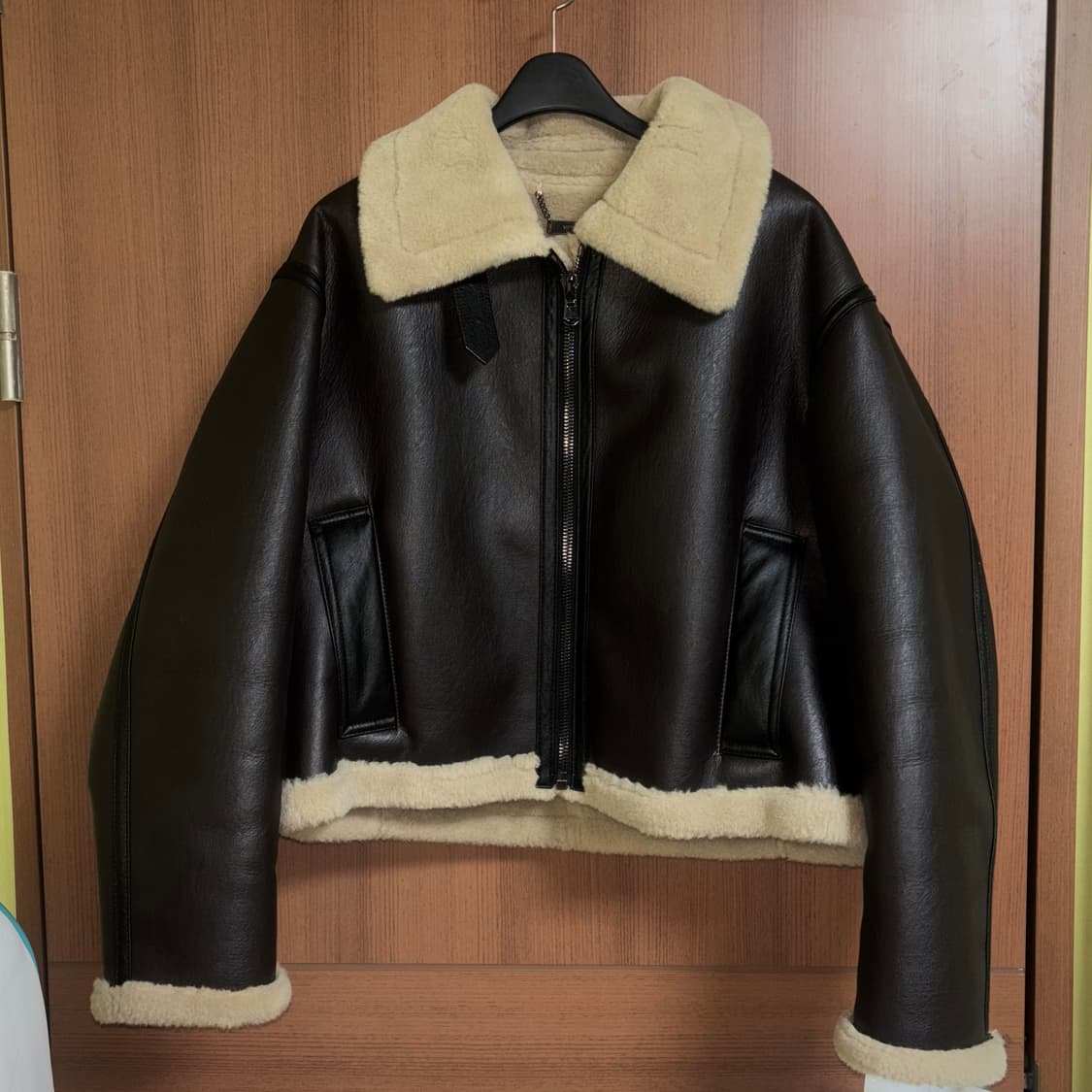 몽돌 퍼 무스탕 자켓 브라운 상품이미지4