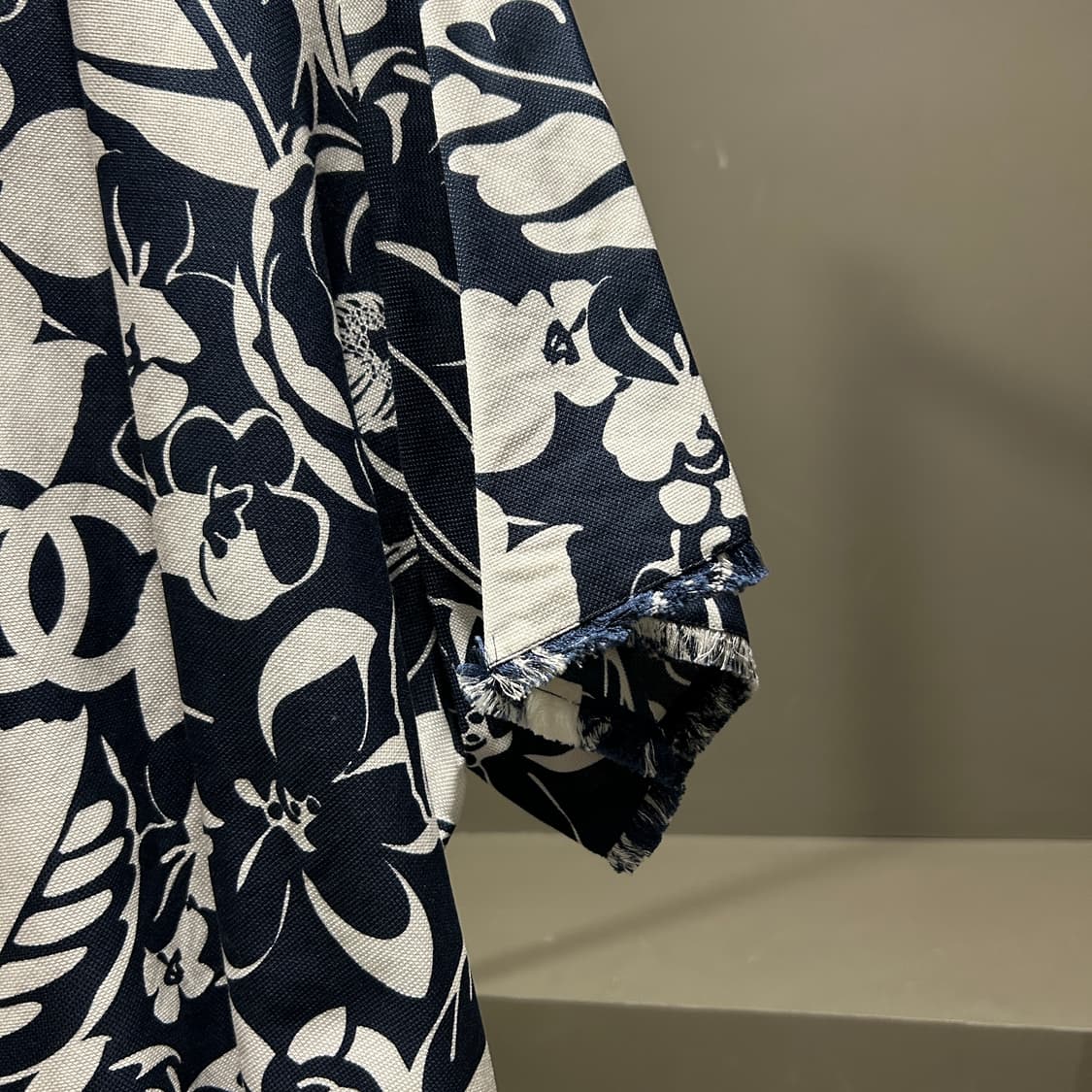 샤넬 플로럴 CC로고 셔츠 상품이미지5