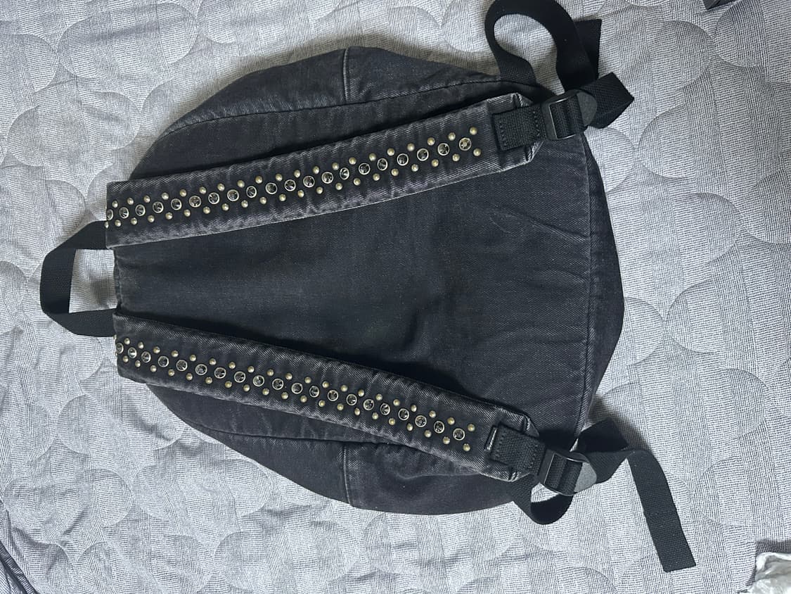 슈프림 x B.B. 사이먼 데님 백팩 블랙 - 25SS 상품이미지2