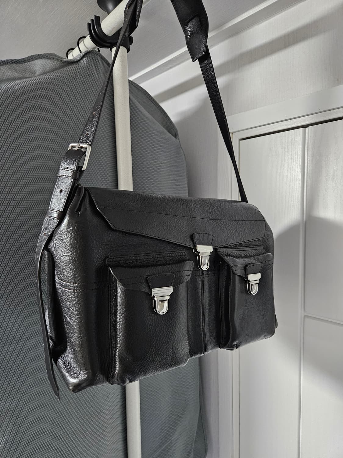 르메르 기어백 위켄드 에스프레소 상품이미지1