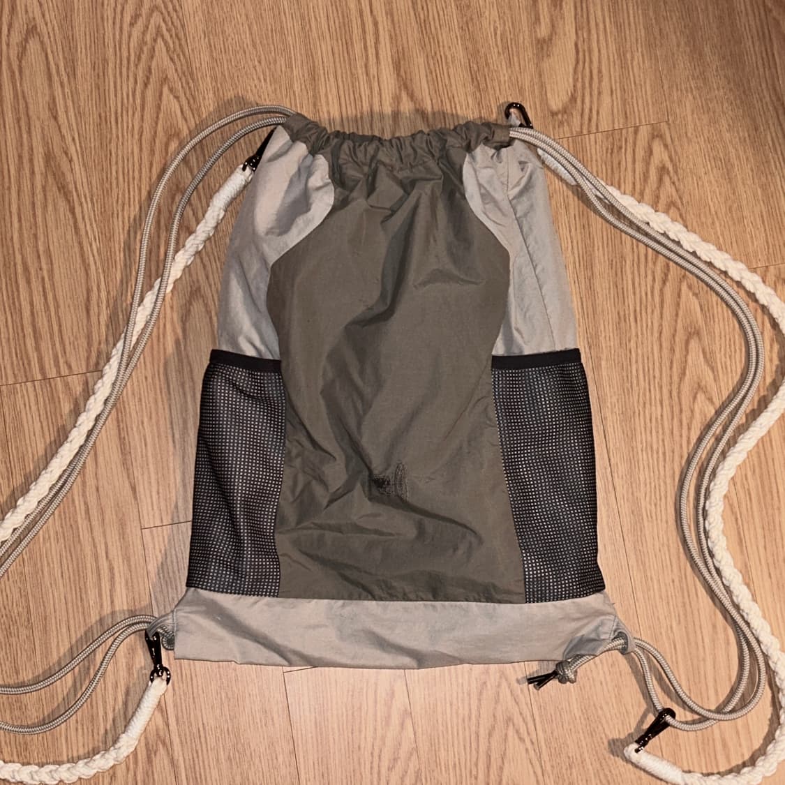 Flareup GYM SACK Gray 가방 팔아요! (새제품) 상품이미지1