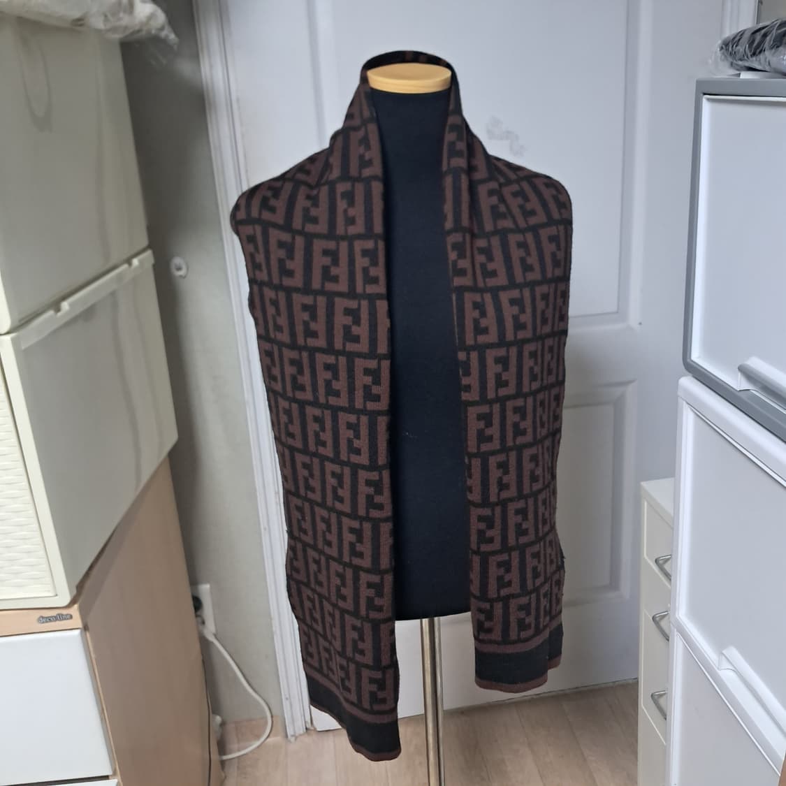 정품 펜디 FF 로고 리버시블 울 머플러 목도리(남녀공용) 상품이미지1