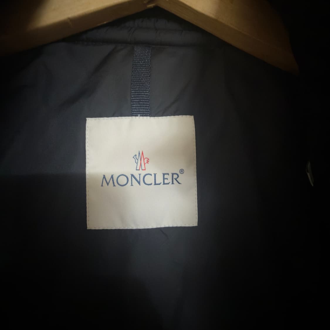 몽클레어 프레드 바이커 패딩 상품이미지8