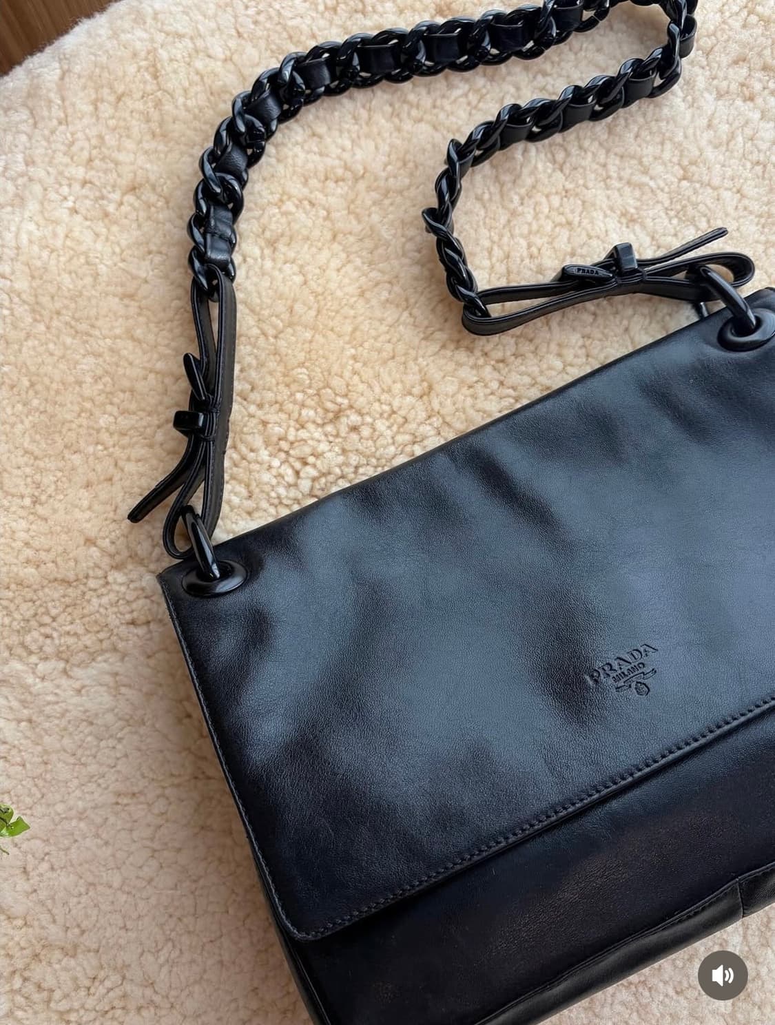 프라다 레더백 상품이미지3