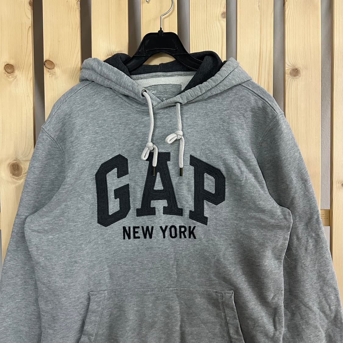 (M) GAP 갭 뉴욕 그레이 후드티 상품이미지4