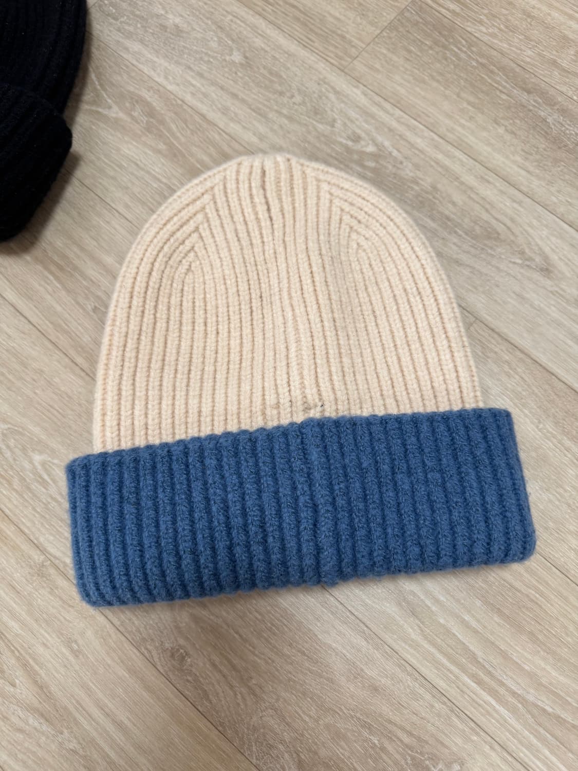 자라 아더에러 콜라보레이션 비니 상품이미지3