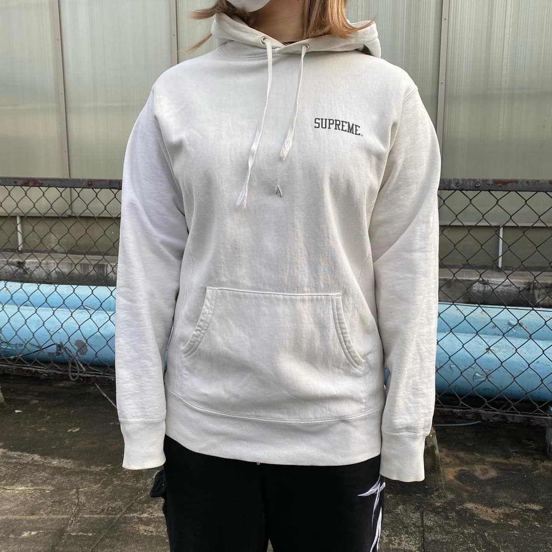 슈프림 X 레이몬드 페티본 후드티 상품이미지2