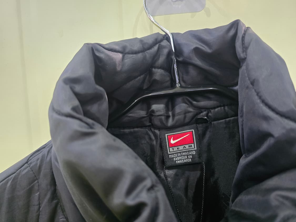 빈티지 무드 가득한 NIKE TEAM 퀼팅자켓   상품이미지2