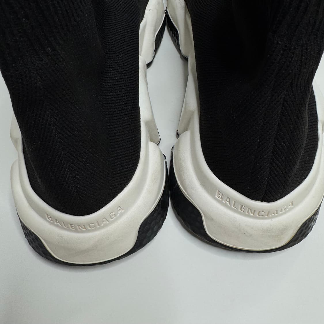 발렌시아가 스피드러너 블랙 35(230) 상품이미지2