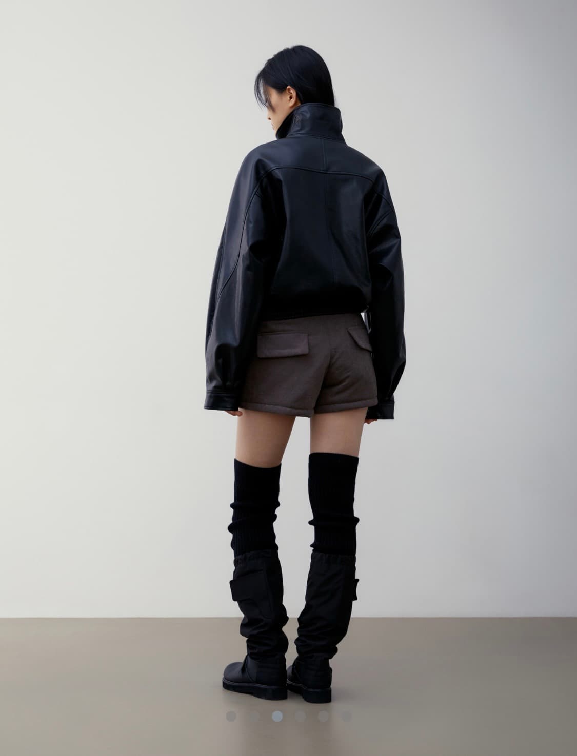 로우클래식 HIGH NECK LEATHER SHORT JACKET 상품이미지4