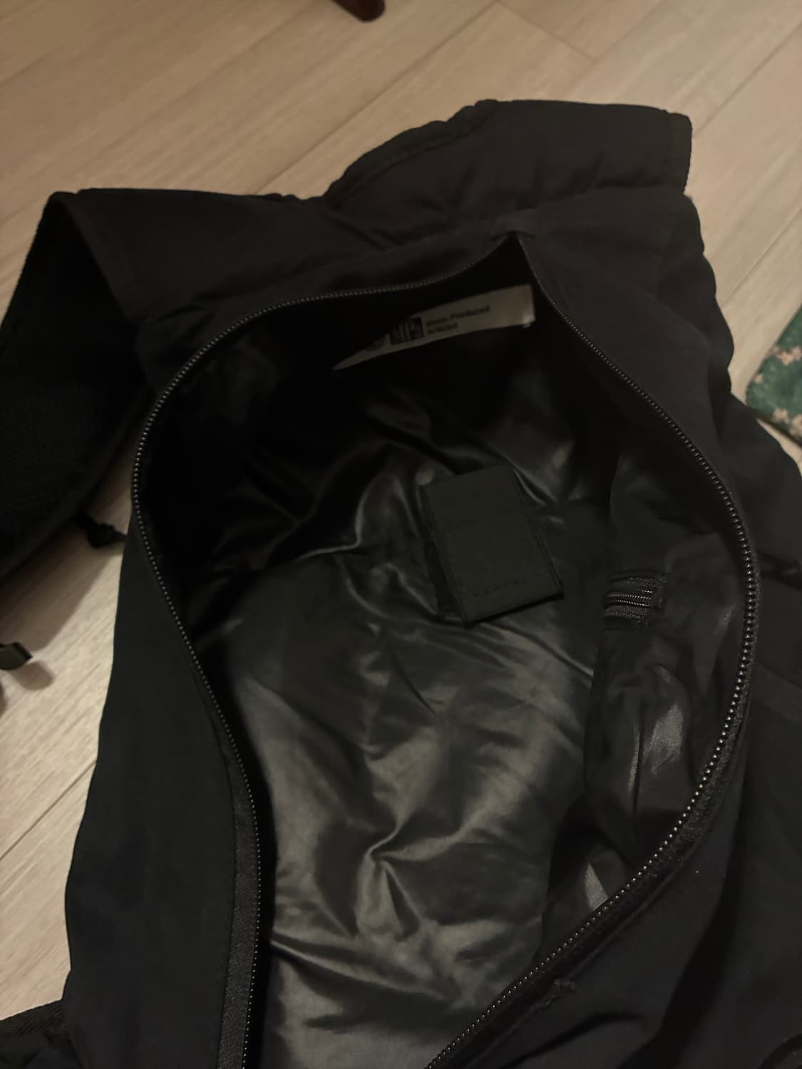 플라스틱 프로덕트 벨트백 상품이미지4