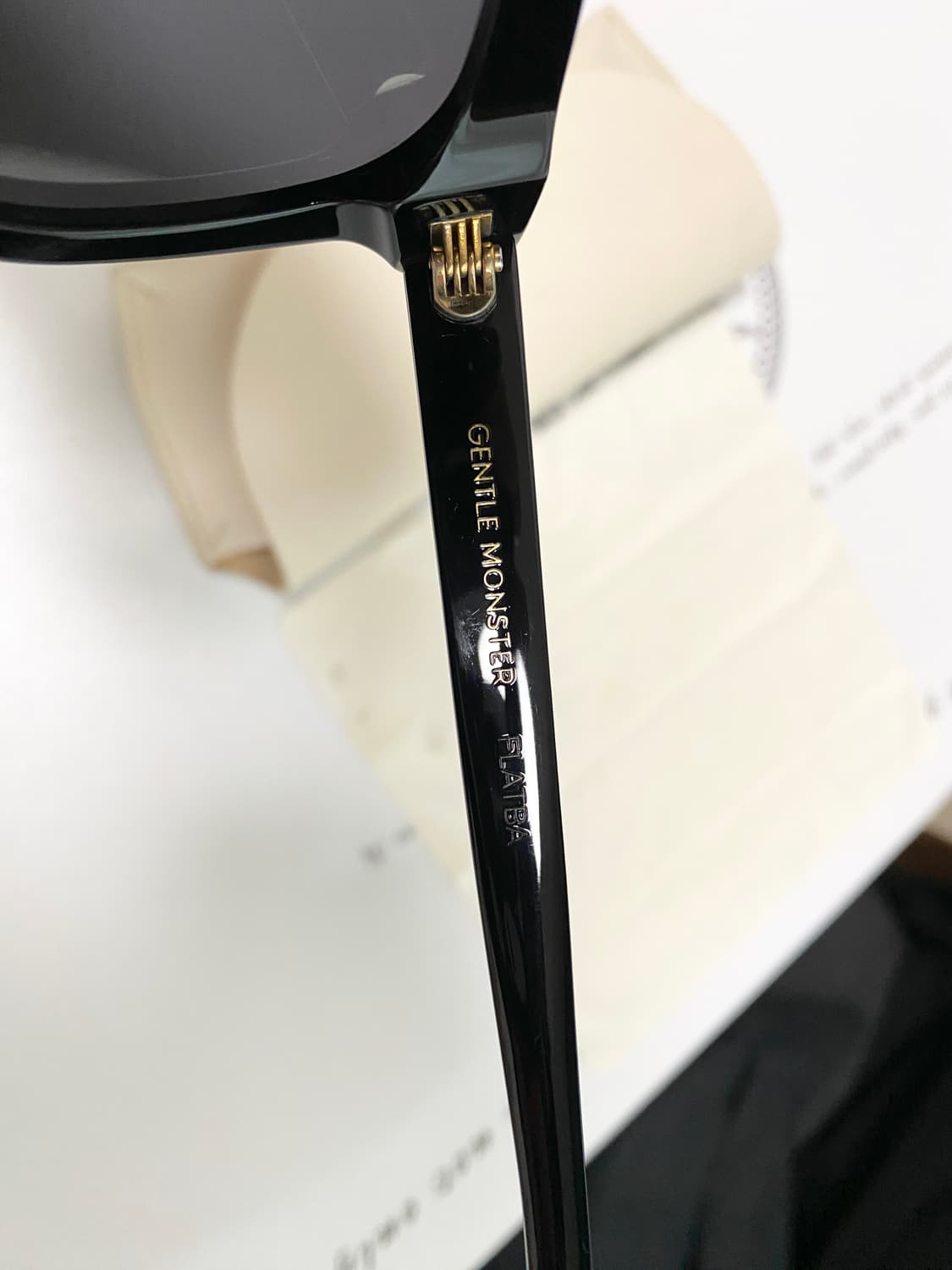 젠틀몬스터 인스칼렛 (블랙) 상품이미지5