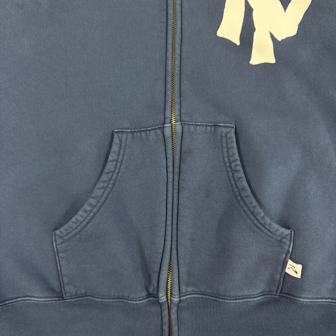 아킴보 클럽 NY 후드집업 네이비 Akimbo Club Hoodie 상품이미지5