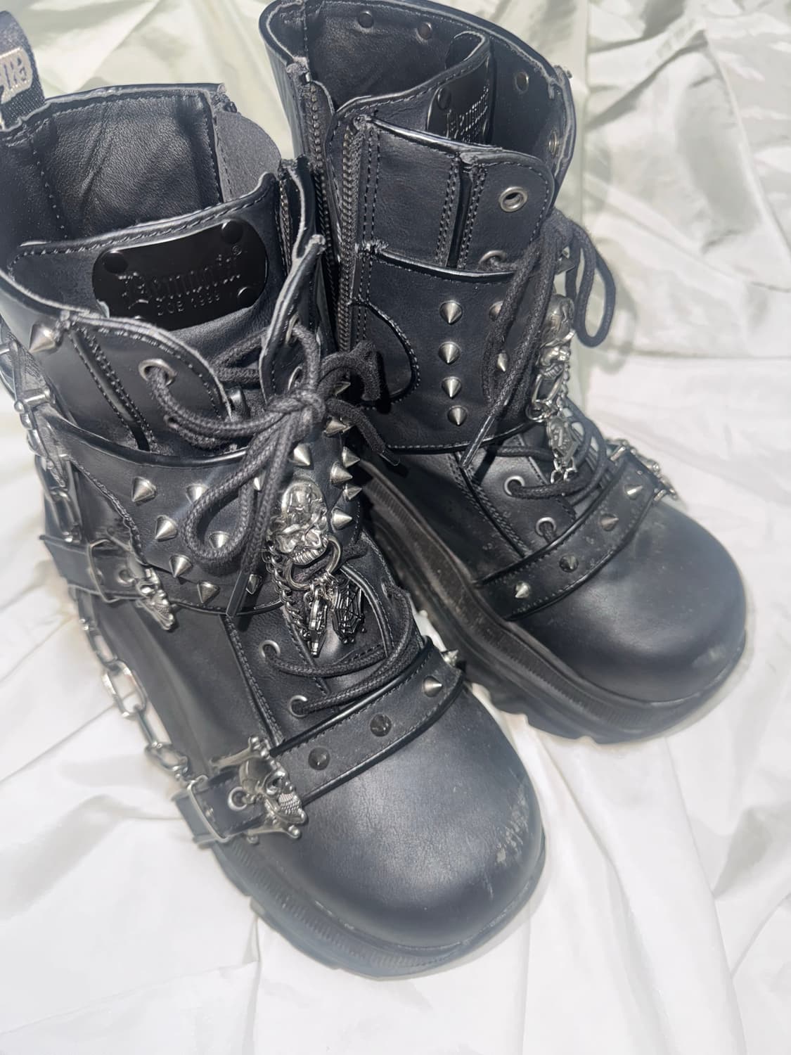 데모니아 에코-60 플레어 어글리 플랫폼 체인 앵클부츠 상품이미지3