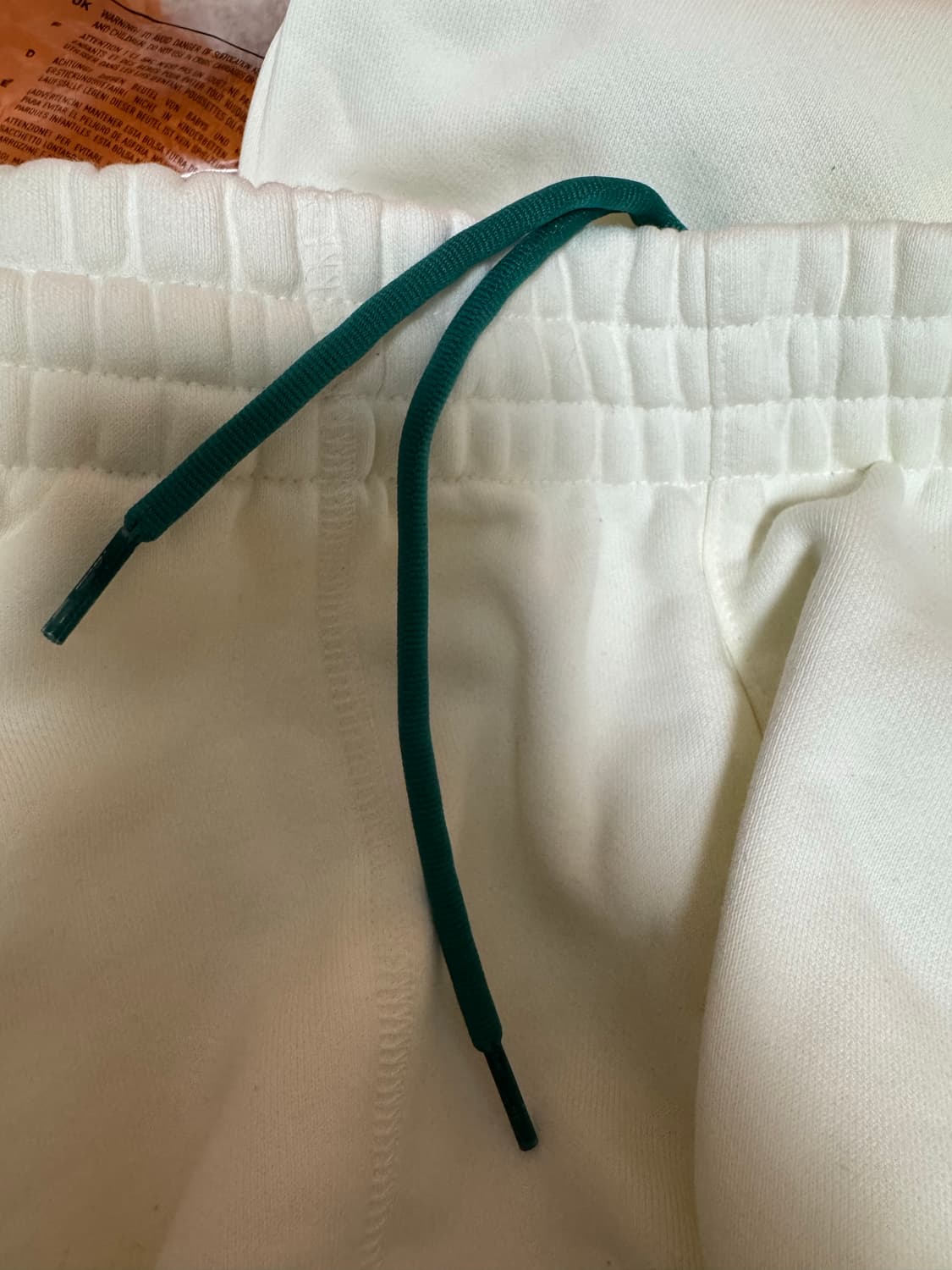 팔라스 x 아디다스 이큅먼트 팬츠 미친 가격에 판매합니다! 상품이미지9